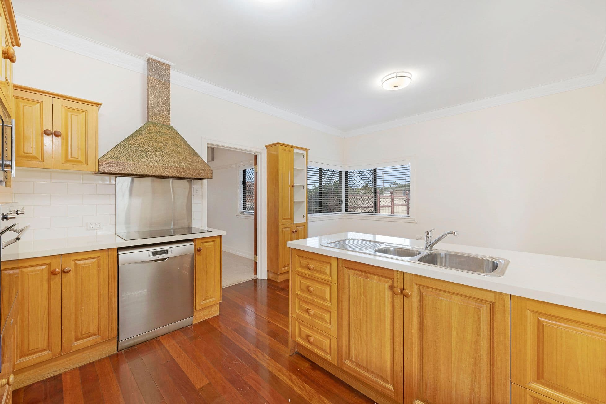 5 Dexter Street, Svensson Heights QLD 4670, Svensson Heights - Thumbnail 5