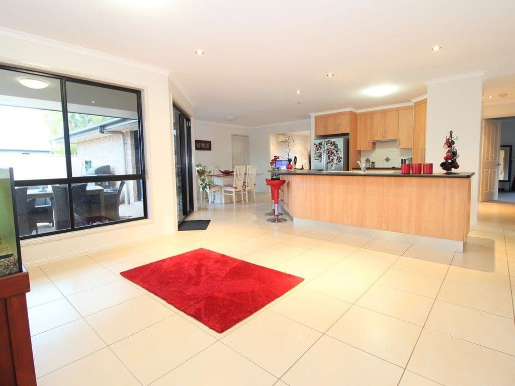 11 Chandon Court, Emerald QLD 4720, Emerald - Thumbnail 7