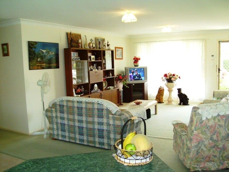 Unit 5 Clearwaters, 2 North Street, Golden Beach QLD 4551, Golden Beach - Thumbnail 3