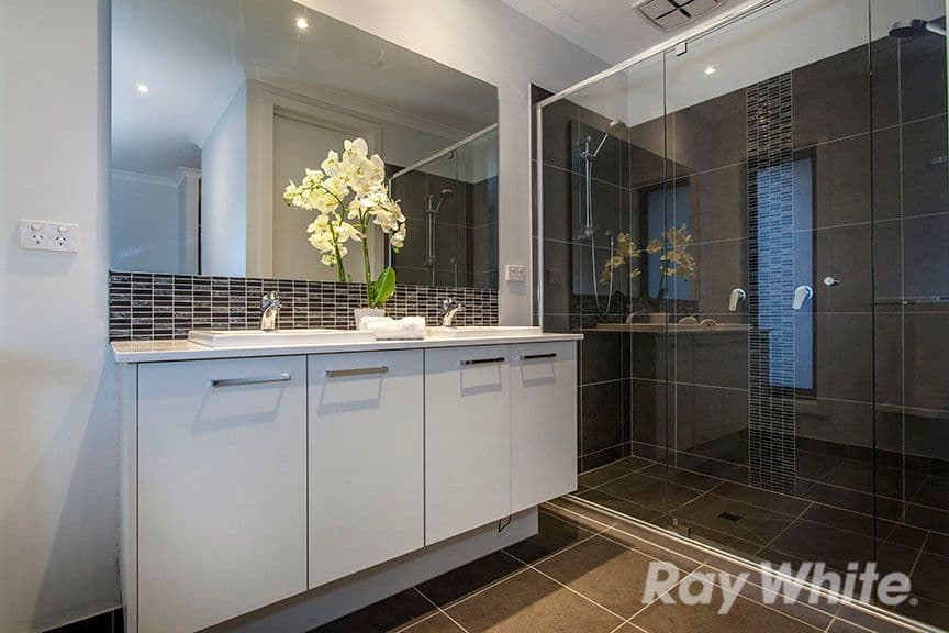 36 Alarah Boulevard, Cranbourne West VIC 3977, Cranbourne West - Thumbnail 6