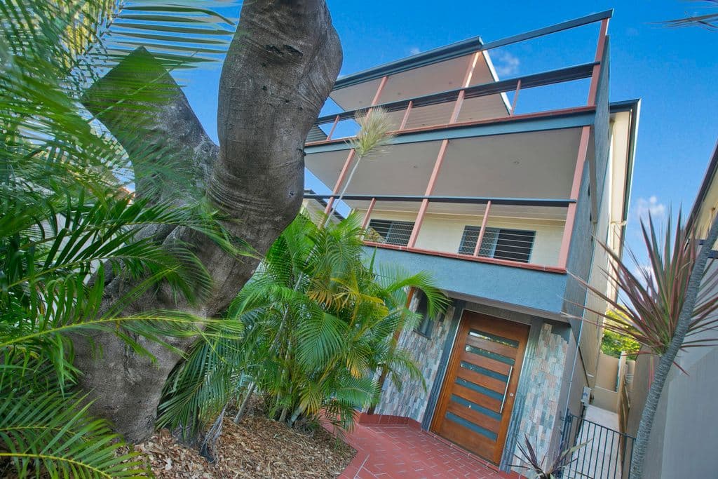 7 Corn Street, Holland Park West QLD 4121, Holland Park West - Thumbnail 3