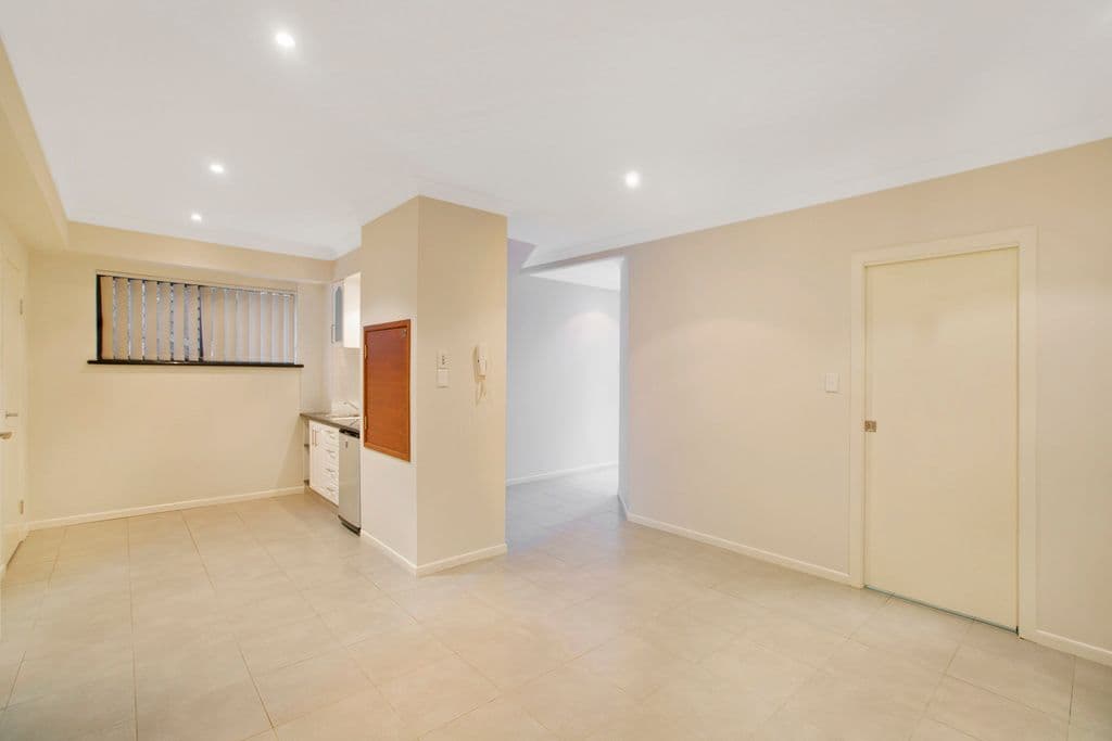 7 Corn Street, Holland Park West QLD 4121, Holland Park West - Thumbnail 4
