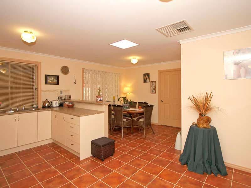 3, 161-167 Griffiths Drive, SEAFORD SA 5169, Seaford Rise - Thumbnail 4