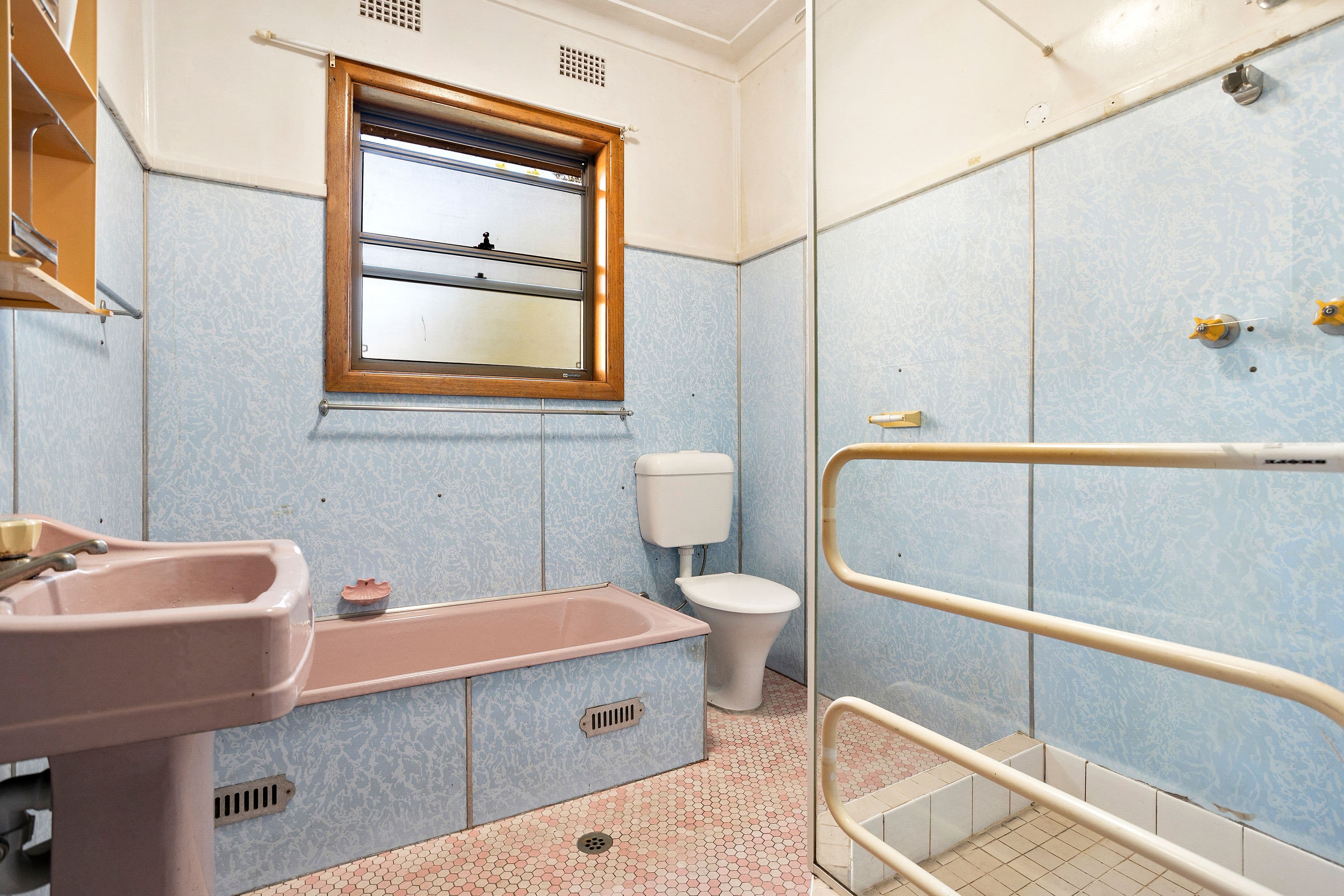 118 Lakeview Parade, Primbee NSW 2502, Primbee - Thumbnail 6