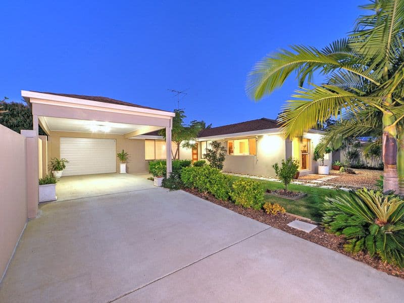 17 Bowline Road, Mermaid Waters QLD 4218, Mermaid Waters - Image 1