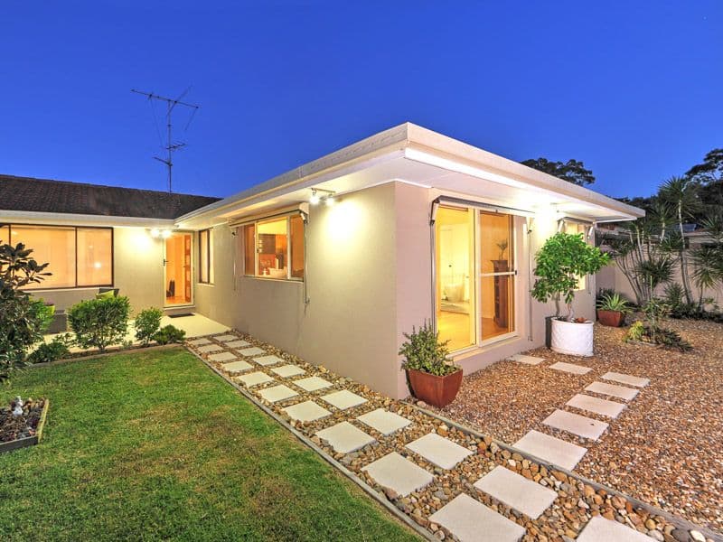 17 Bowline Road, Mermaid Waters QLD 4218, Mermaid Waters - Thumbnail 6