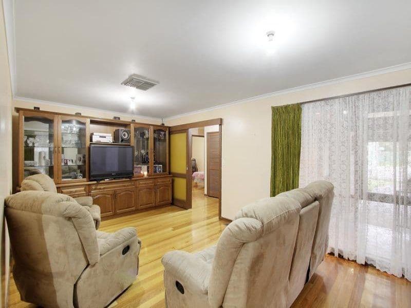 89 Cabernet Crescent, BUNDOORA VIC 3083, Bundoora - Thumbnail 4