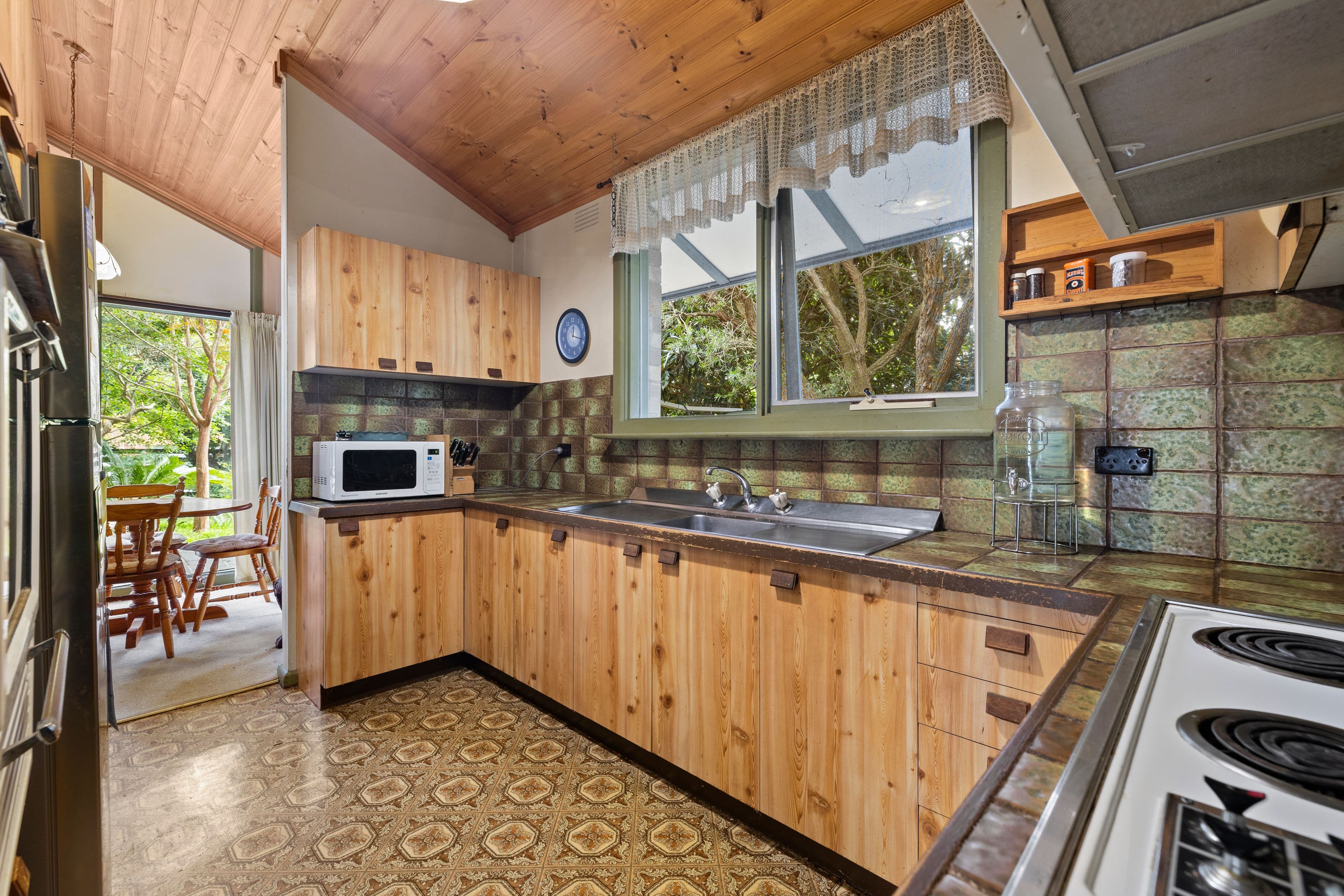 18 Catherine Street, Boronia VIC 3155, Boronia - Thumbnail 4