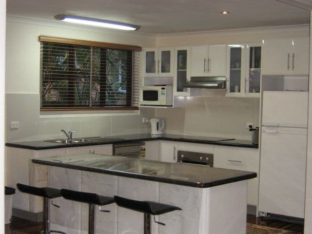 13 Meagan Street, KENMORE QLD 4069, Kenmore - Thumbnail 3