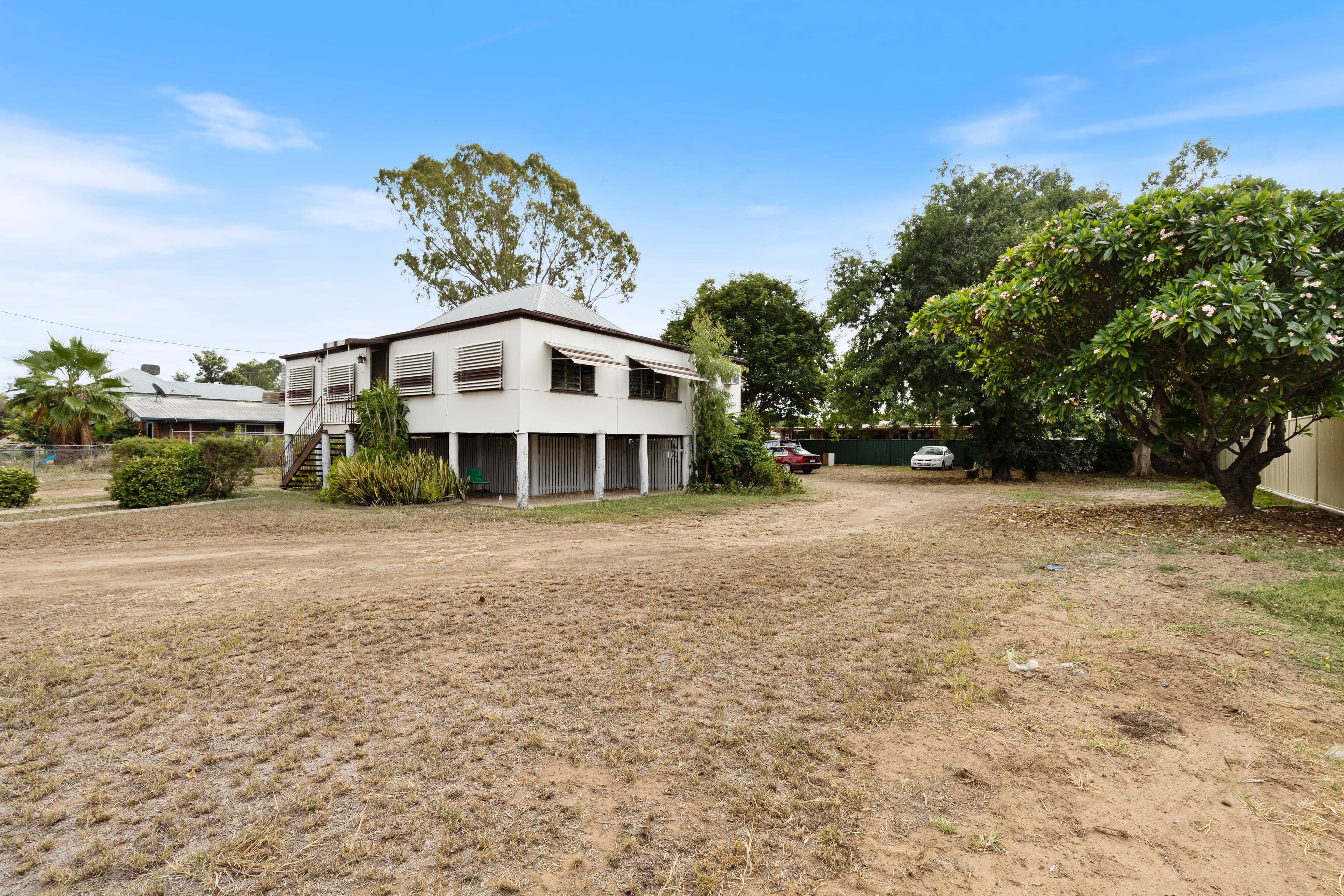 41 Theresa Street, Emerald QLD 4720, Emerald - Thumbnail 2
