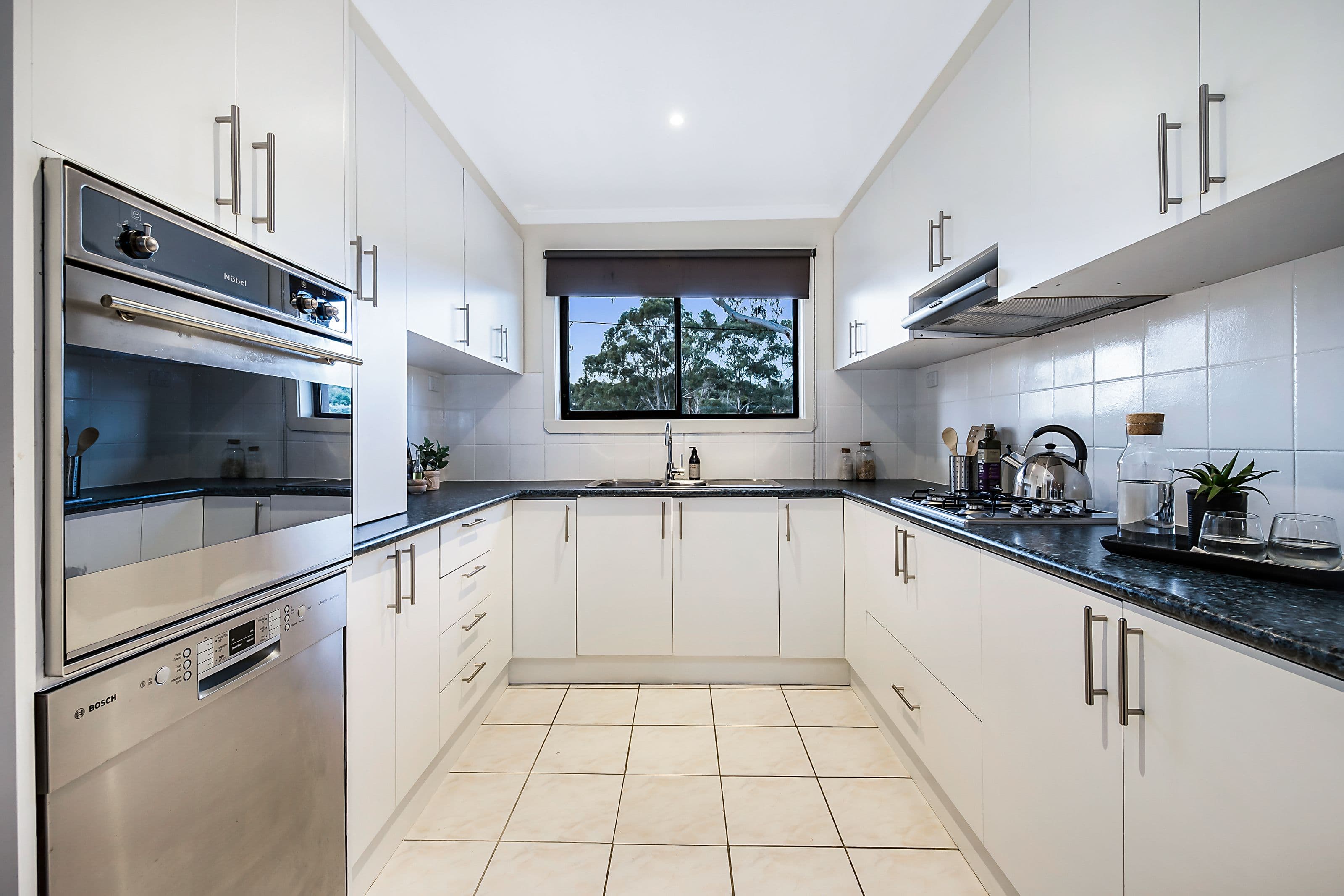 2 Elmstead Drive, Wheelers Hill VIC 3150, Wheelers Hill - Thumbnail 7