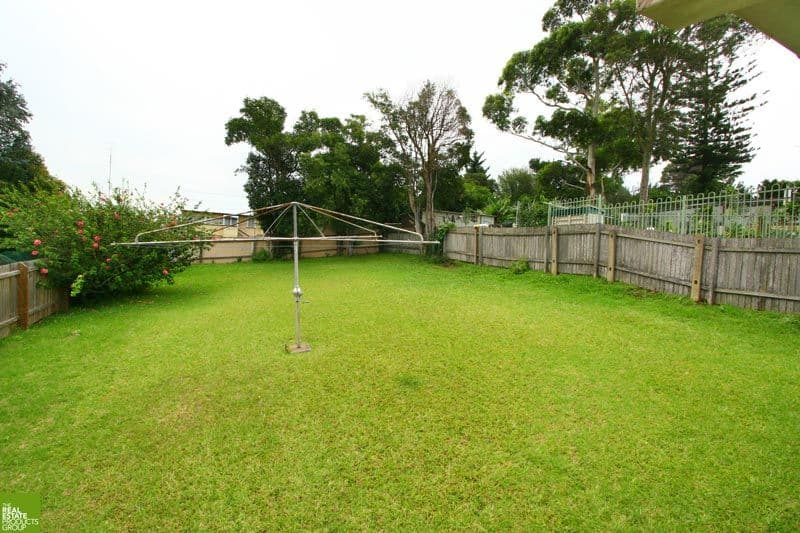 36 Hillcrest Street, WOLLONGONG NSW 2500, West Wollongong - Thumbnail 2