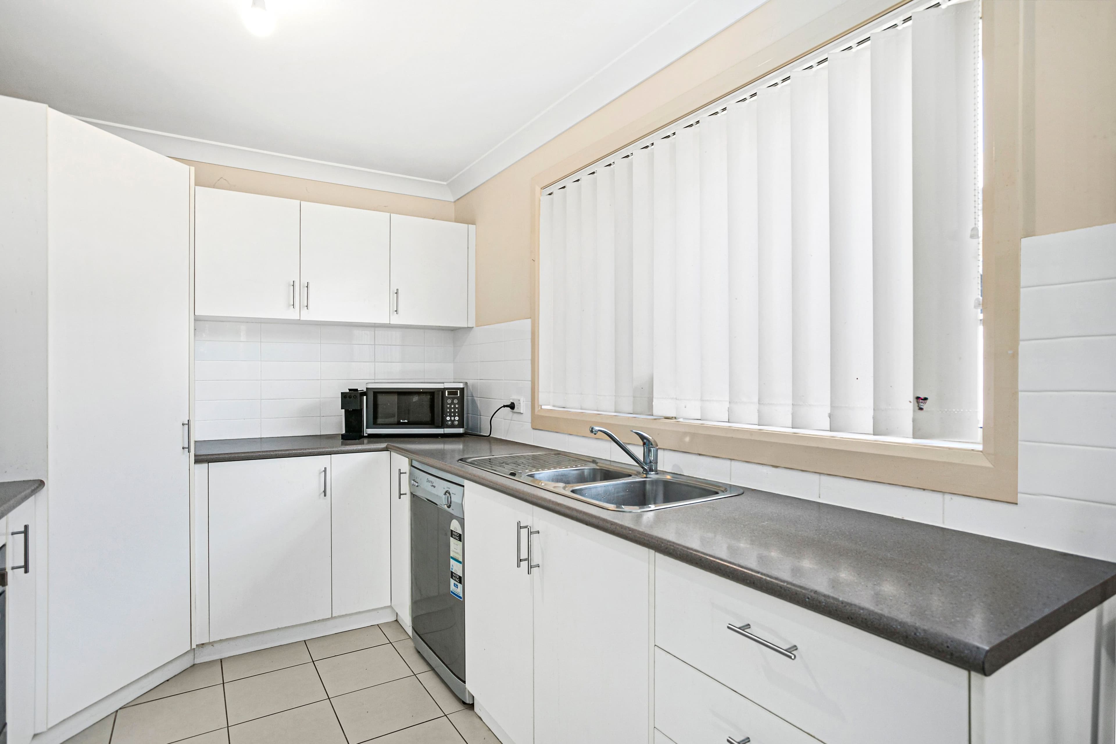21 Mountainview Mews, Albion Park NSW 2527, Albion Park - Thumbnail 2