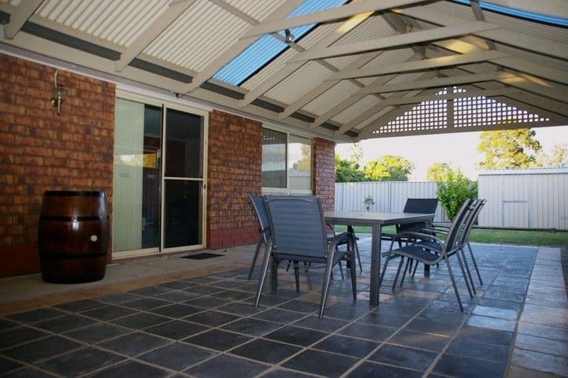 22 Railway Terrace, RENMARK SA 5341, Renmark - Thumbnail 2