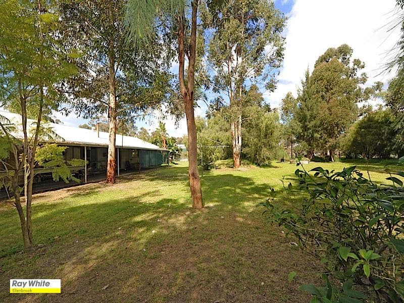 181 Philmore Street, MUCHEA WA 6501, Muchea - Thumbnail 2