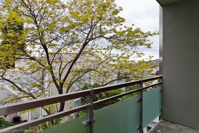 7 Montgomery Court, SANDY BAY TAS 7005, Sandy Bay - Thumbnail 2