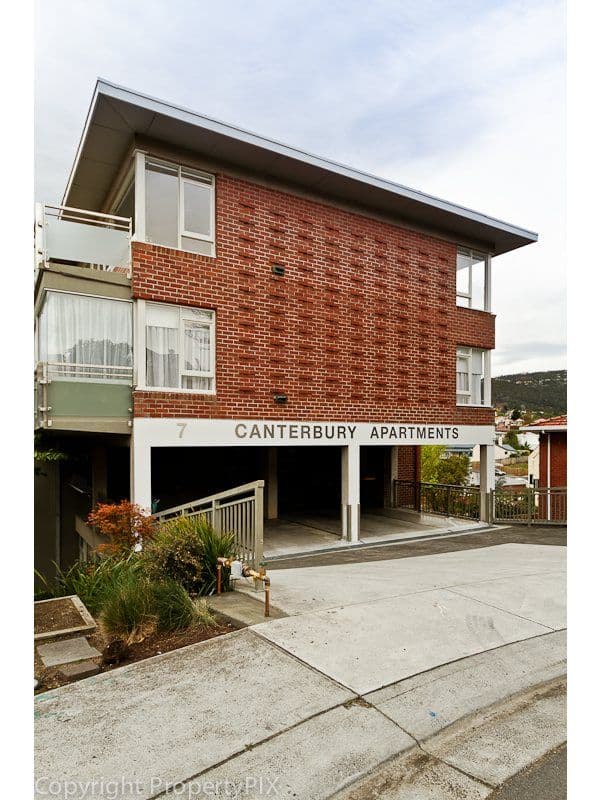 7 Montgomery Court, SANDY BAY TAS 7005, Sandy Bay - Thumbnail 5