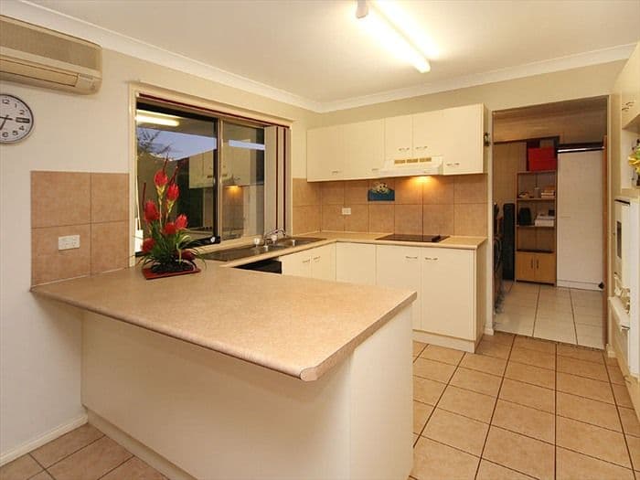 18 Ingles Drive, REDBANK PLAINS QLD 4301, Redbank Plains - Thumbnail 3