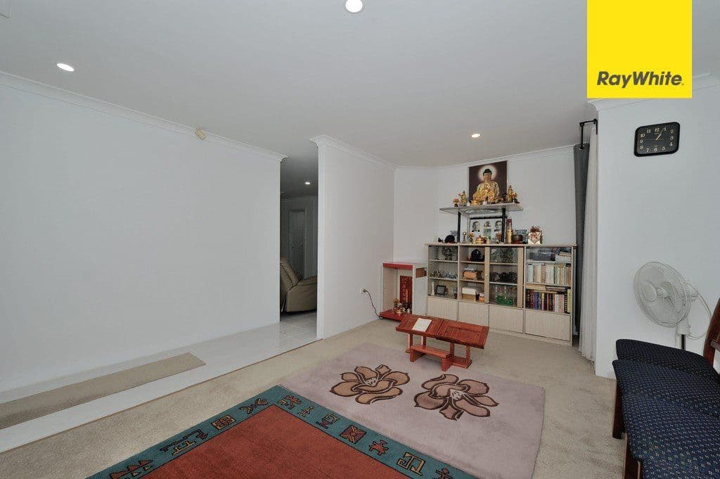 52 Darwin Crescent, Beechboro WA 6063, Beechboro - Thumbnail 5