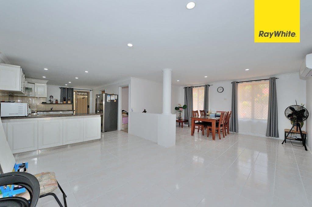 52 Darwin Crescent, Beechboro WA 6063, Beechboro - Thumbnail 8