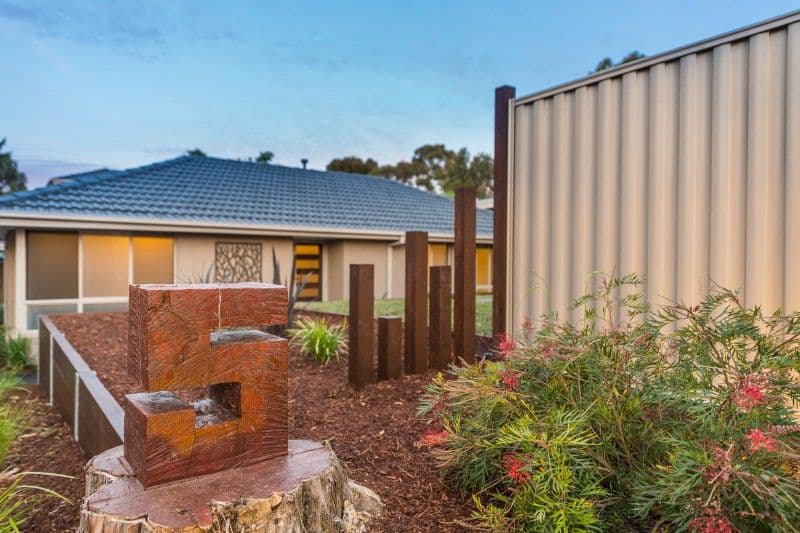 5 Anthony Drive, Lysterfield VIC 3156, Lysterfield - Thumbnail 2