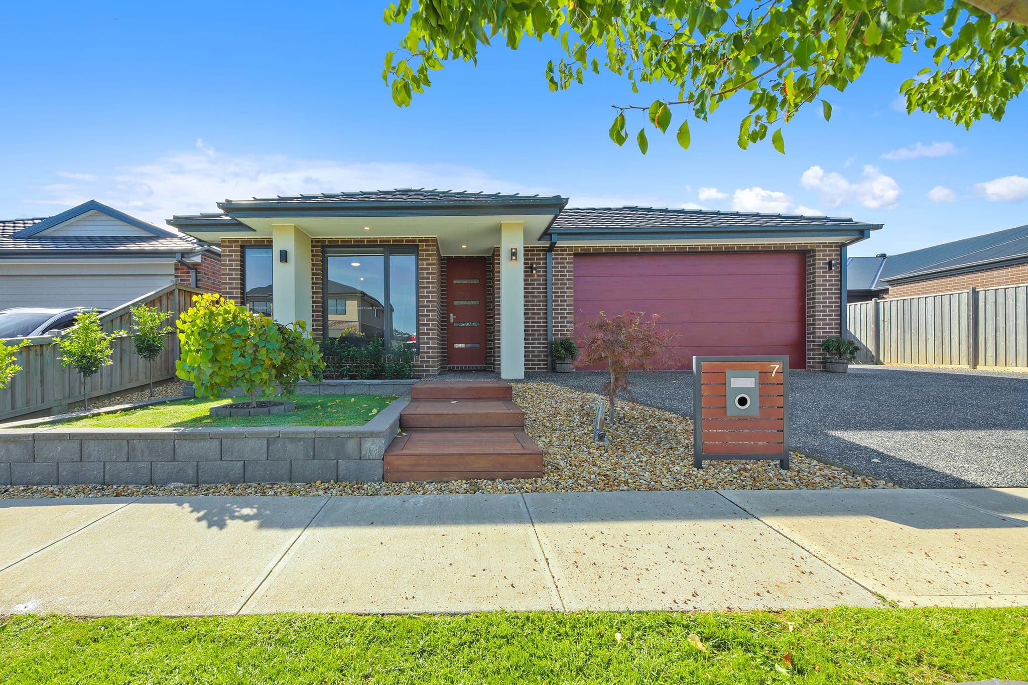7 Cinnamon Street, Drouin VIC 3818, Drouin - Thumbnail 2