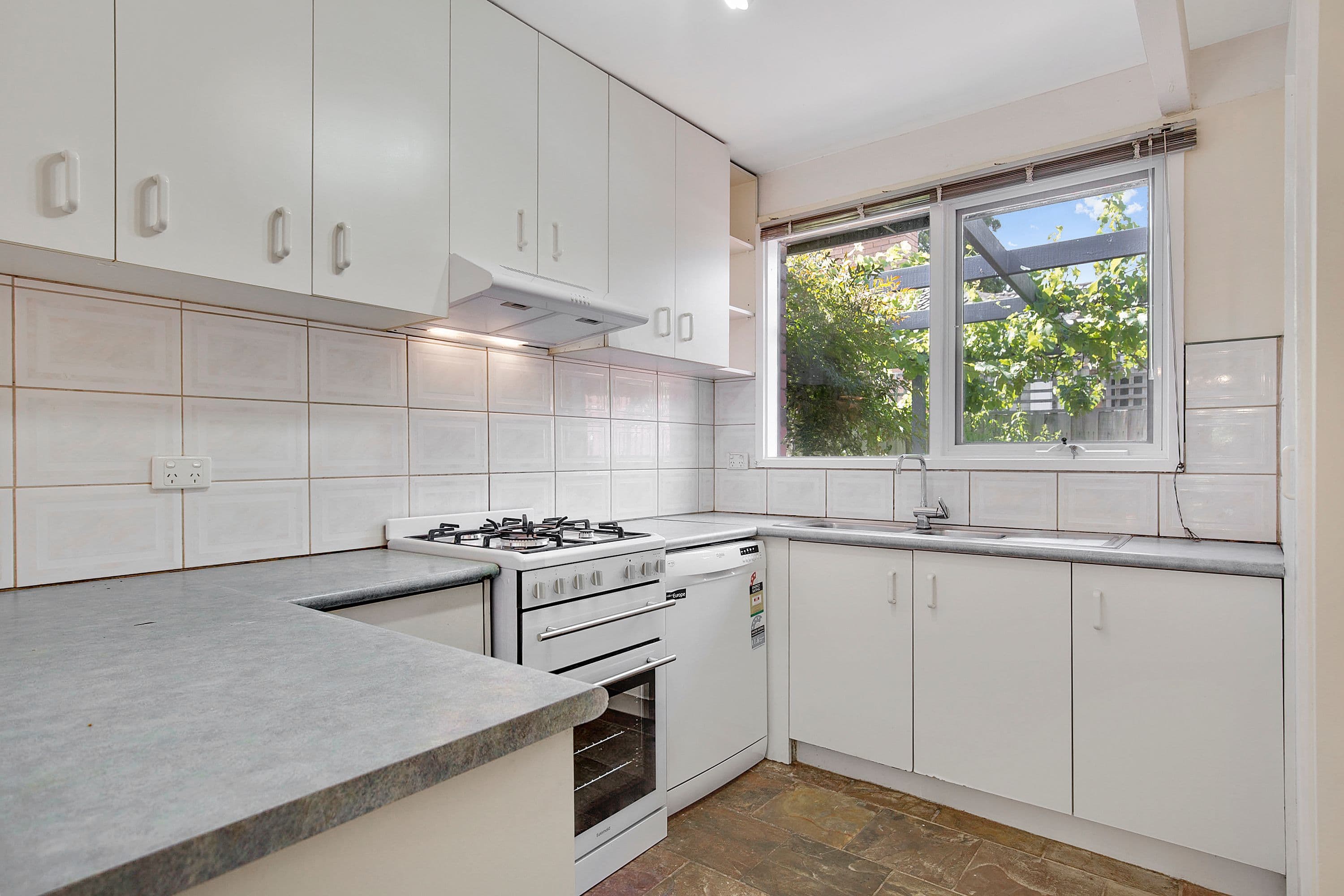 22 Elsie Avenue, Seaford VIC 3198, Seaford - Thumbnail 5