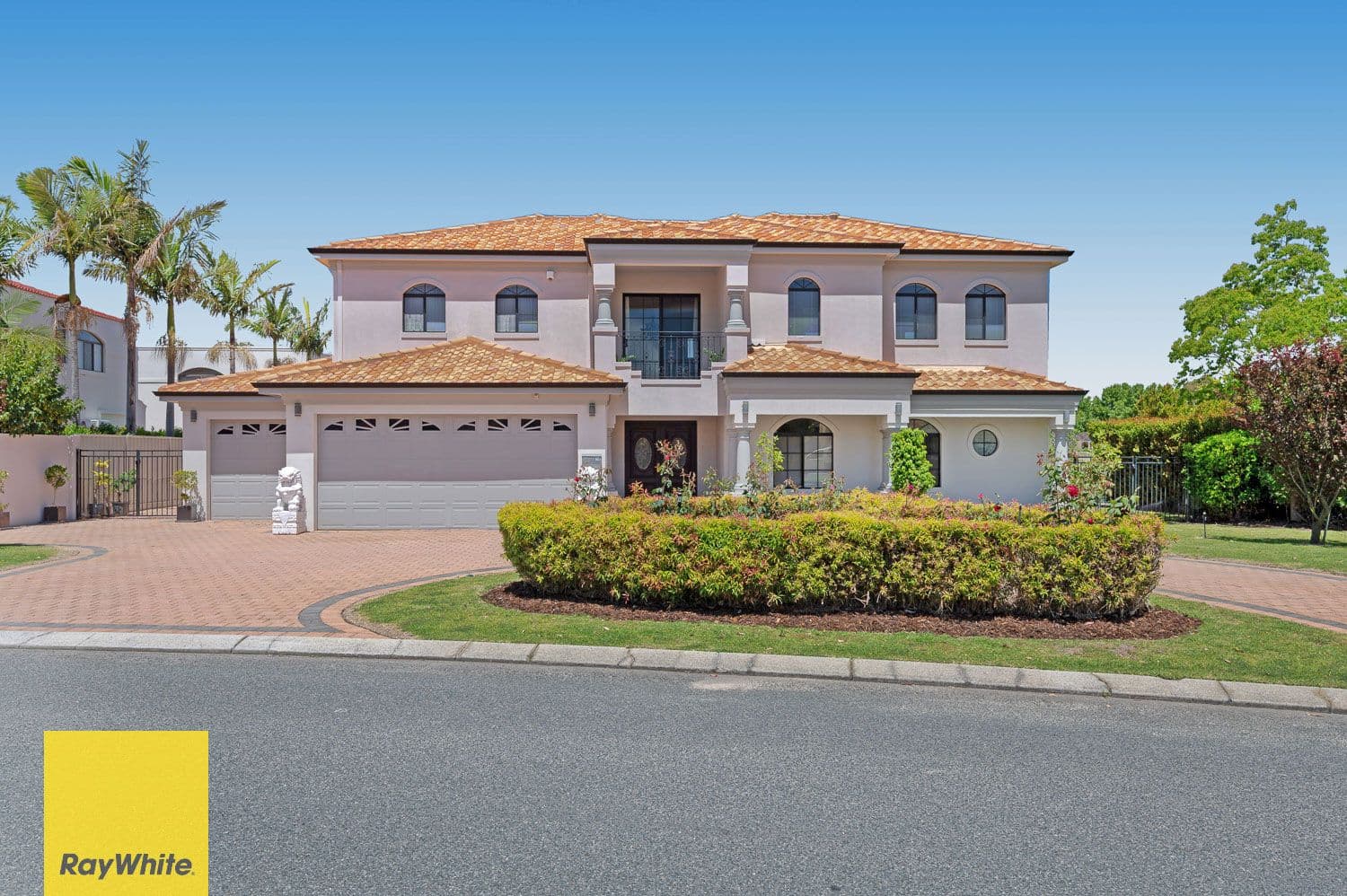 18 Promontory Parade, Ballajura WA 6066, Ballajura - Image 1