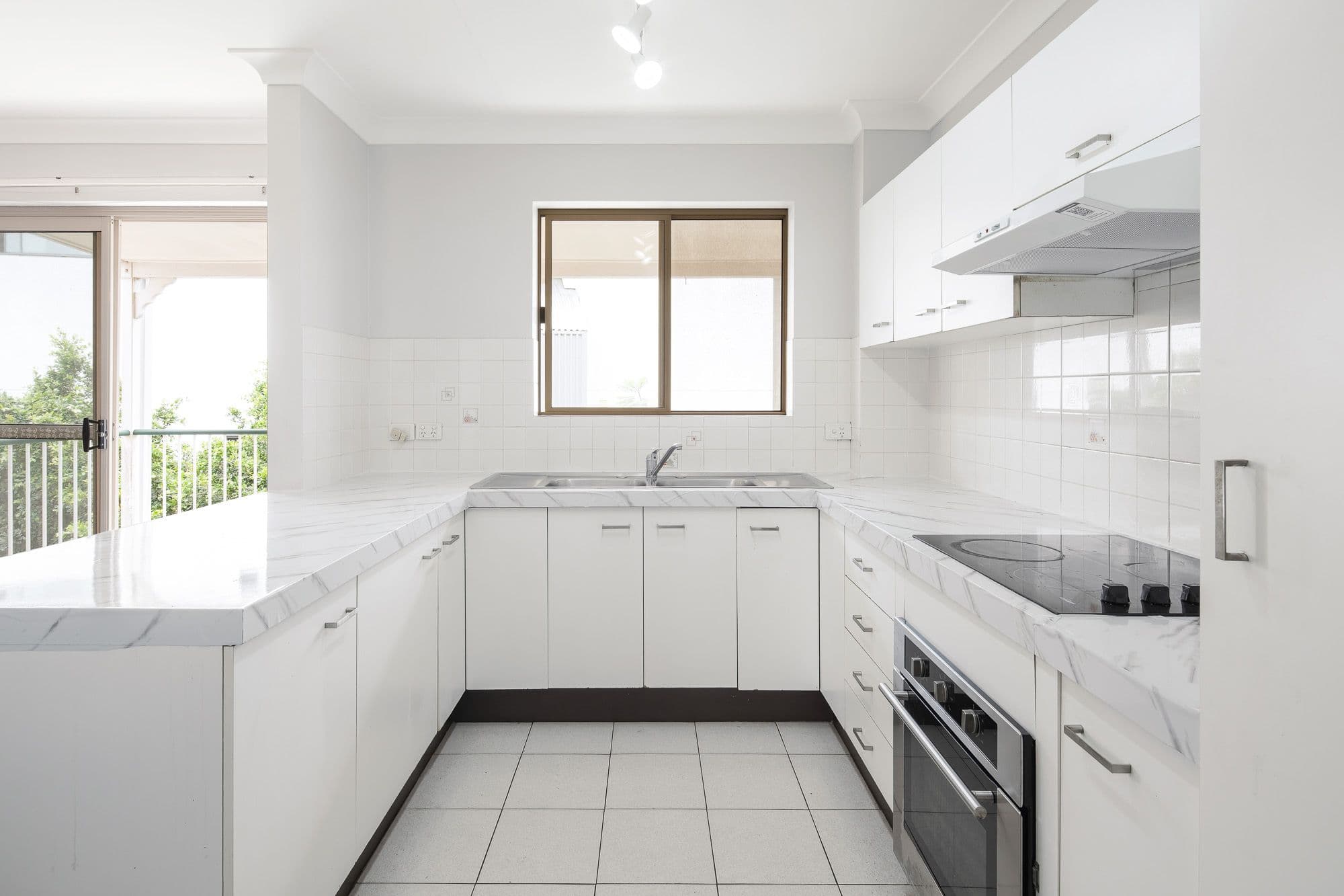 169 Sir Fred Schonell Drive, St Lucia QLD 4067, St Lucia - Thumbnail 4