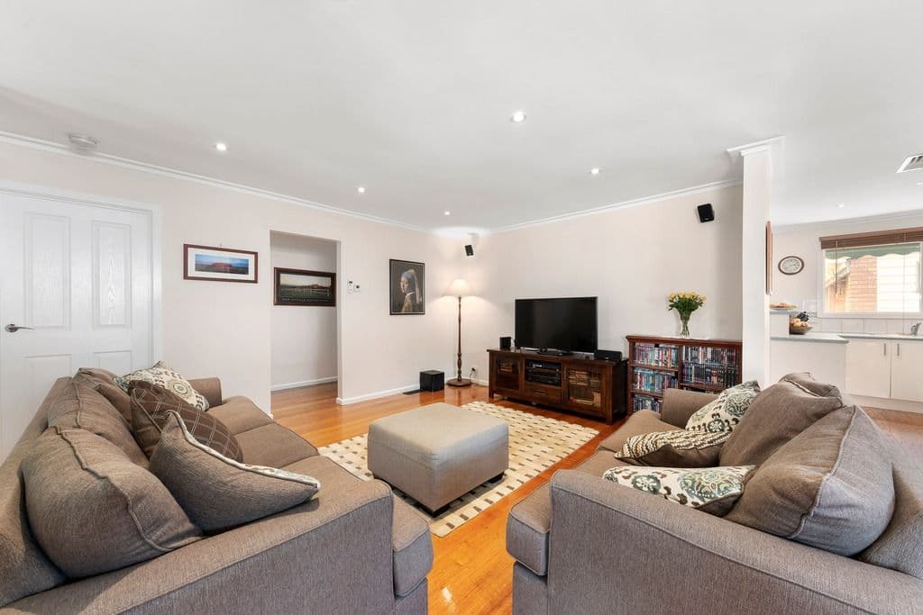 25 Bursaria Avenue, Ferntree Gully VIC 3156, Ferntree Gully - Thumbnail 3