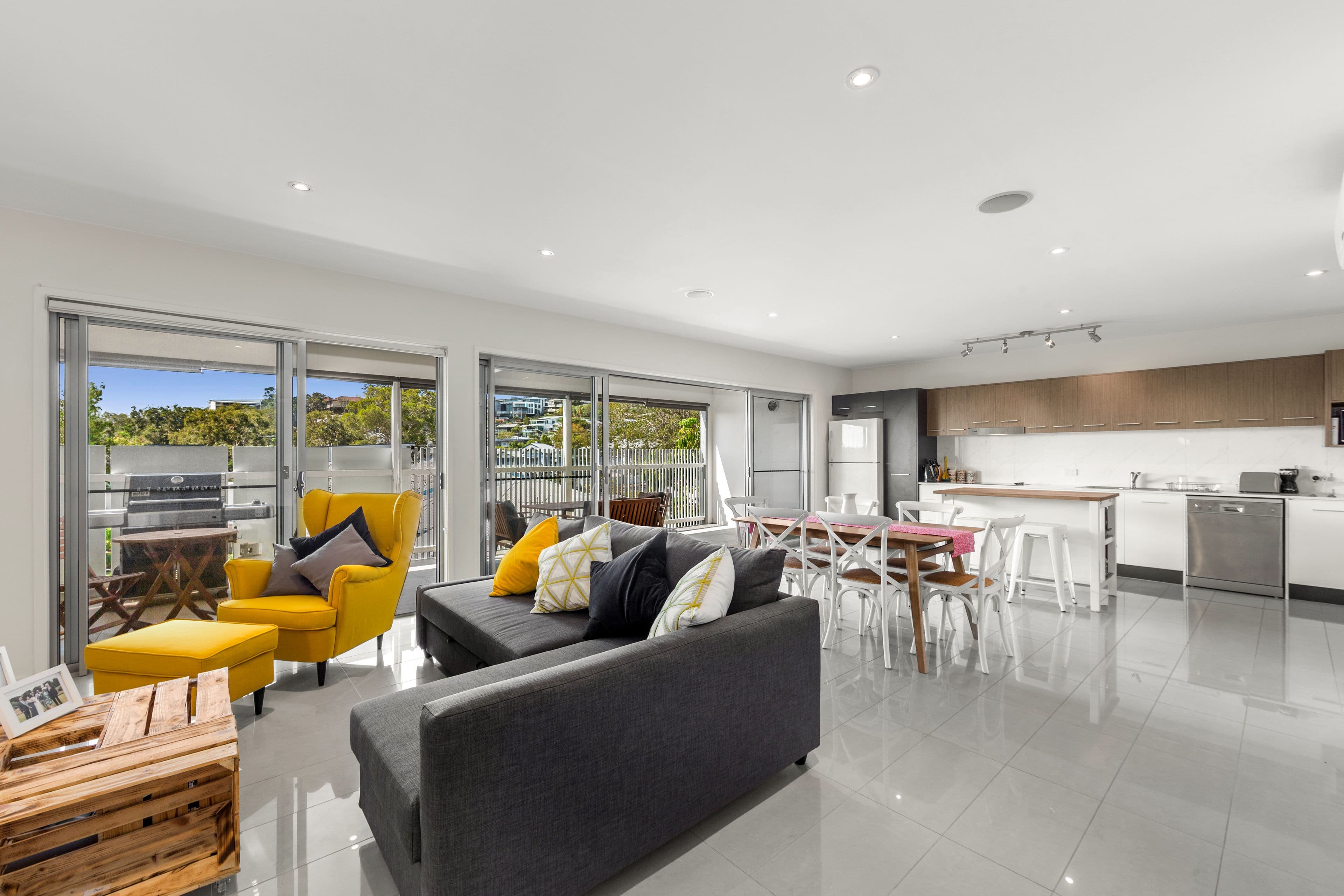 288 Riding Road, Balmoral QLD 4171, Balmoral - Thumbnail 2