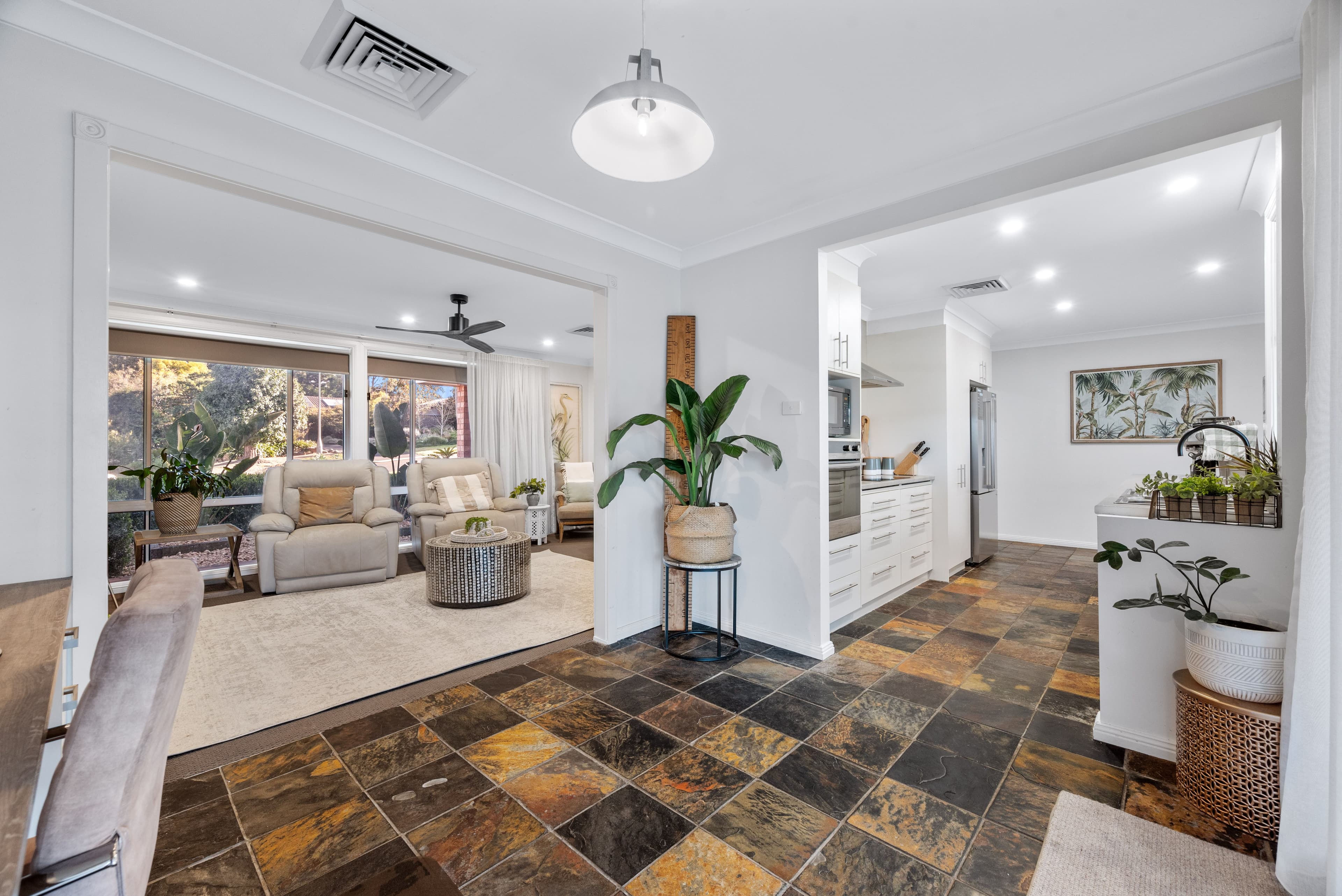 6 Griffiths Avenue, Camden South NSW 2570, Camden South - Thumbnail 6