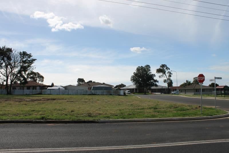 3 Bioka Avenue, DUBBO NSW 2830, Dubbo - Thumbnail 2