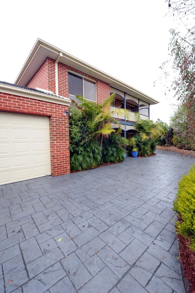 6 Chateau Close, CROYDON VIC 3136, Croydon - Image 1