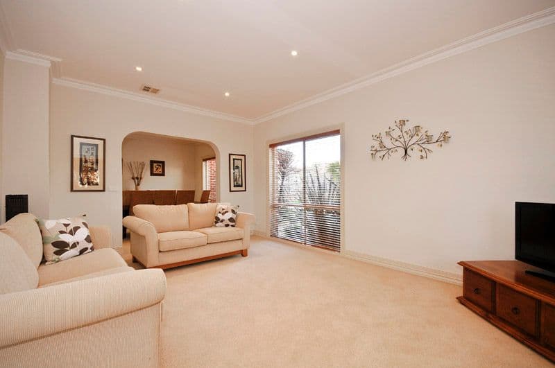 6 Chateau Close, CROYDON VIC 3136, Croydon - Thumbnail 3