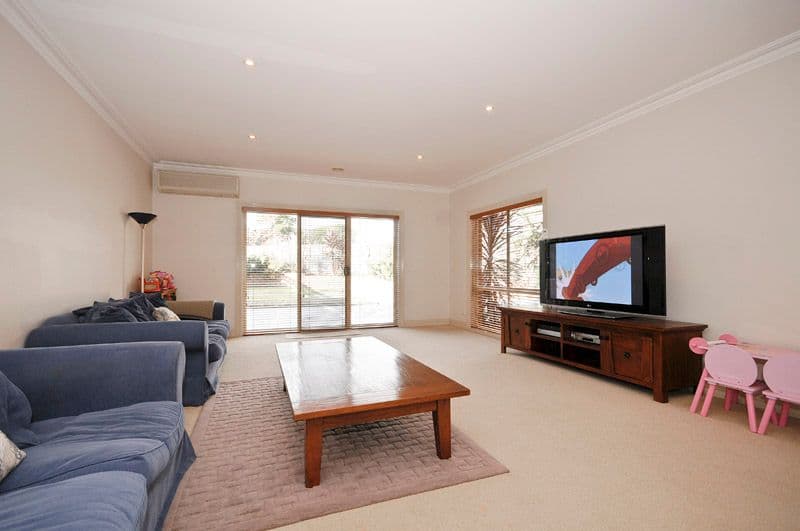 6 Chateau Close, CROYDON VIC 3136, Croydon - Thumbnail 5