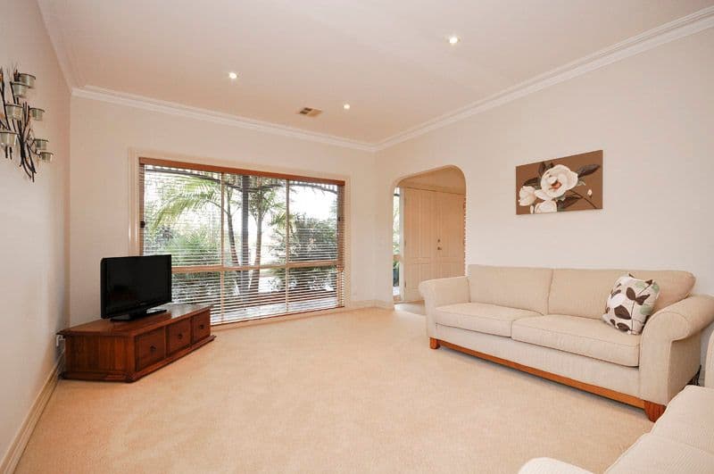 6 Chateau Close, CROYDON VIC 3136, Croydon - Thumbnail 7
