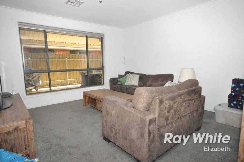 16 Oxford Drive, ANDREWS FARM SA 5114, Andrews Farm - Thumbnail 2