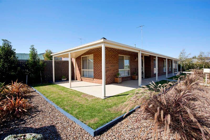 40 Paratone Crescent, ST ALBANS PARK VIC 3219, St Albans Park - Thumbnail 2