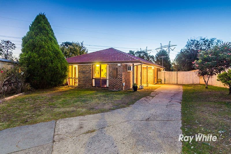 4 South Charles Court, Cranbourne VIC 3977, Cranbourne - Image 1
