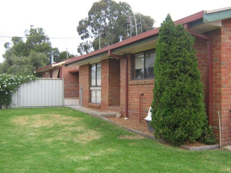 27 Arblaster Street, CALIFORNIA GULLY VIC 3556, California Gully - Image 1