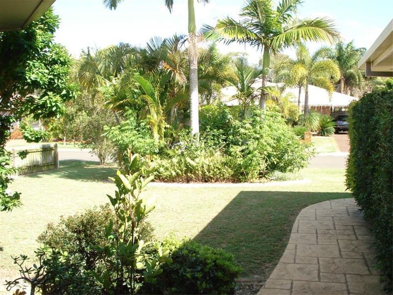 10 Anembo Drive, TORQUAY QLD 4655, Torquay - Thumbnail 2