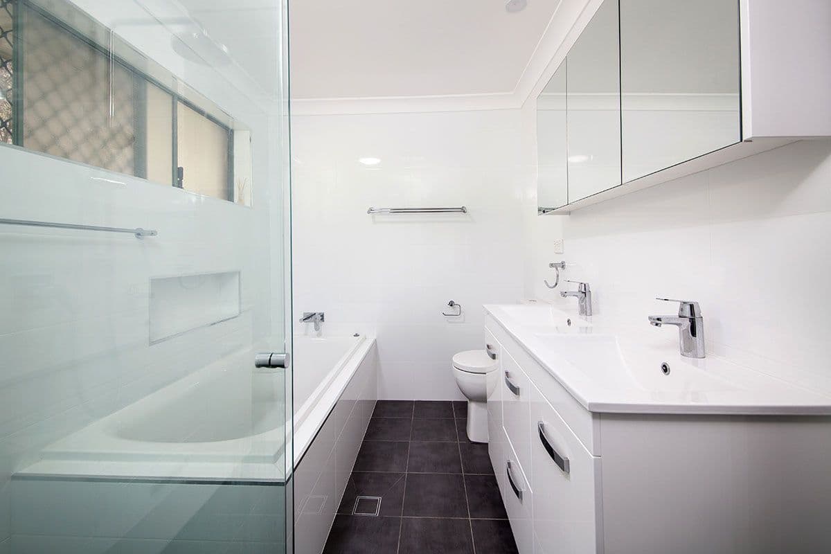 84 Griffin Parade, Illawong - Thumbnail 7