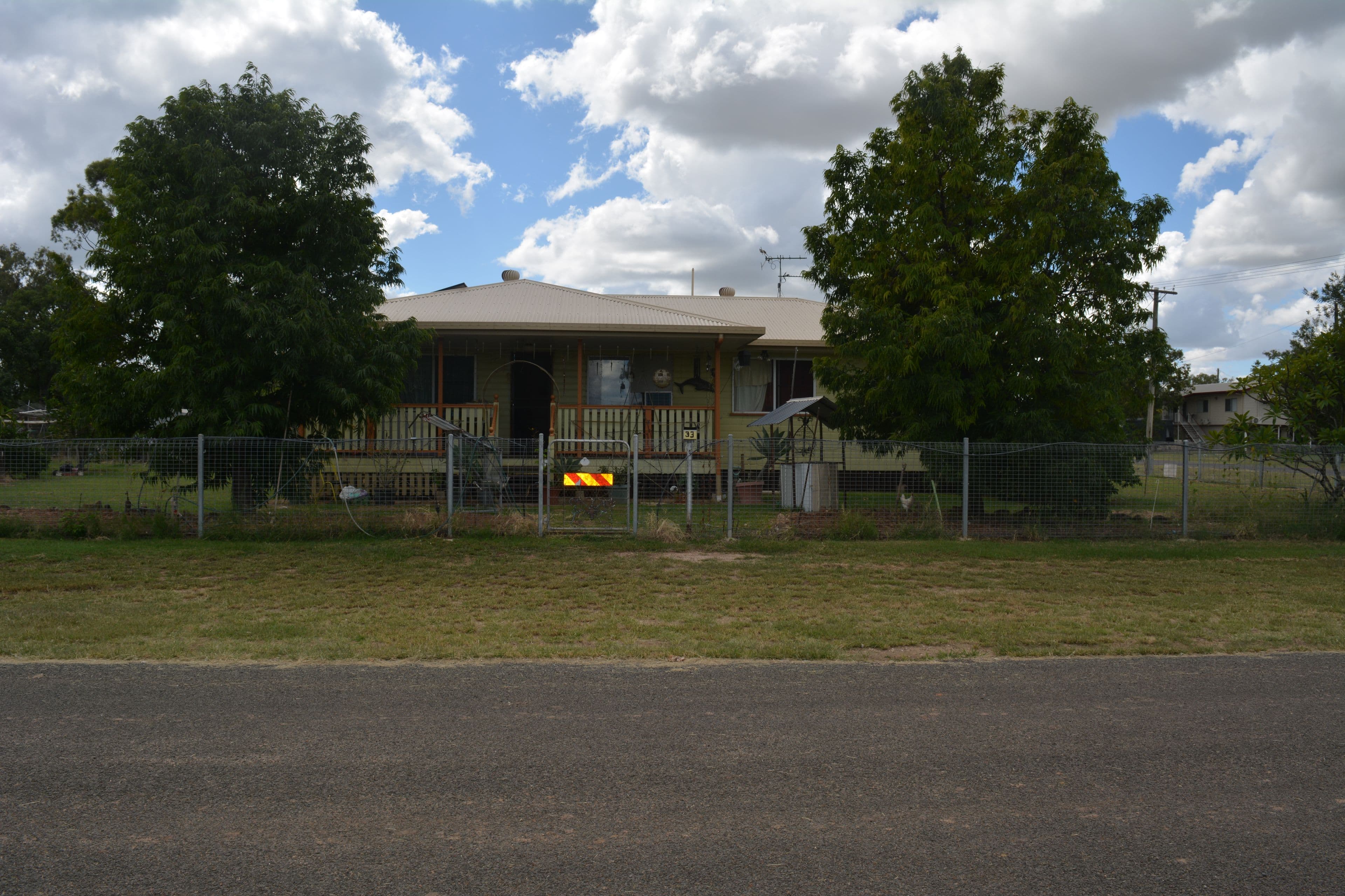 33 Walter Street, Blackall QLD 4472, Blackall - Image 1