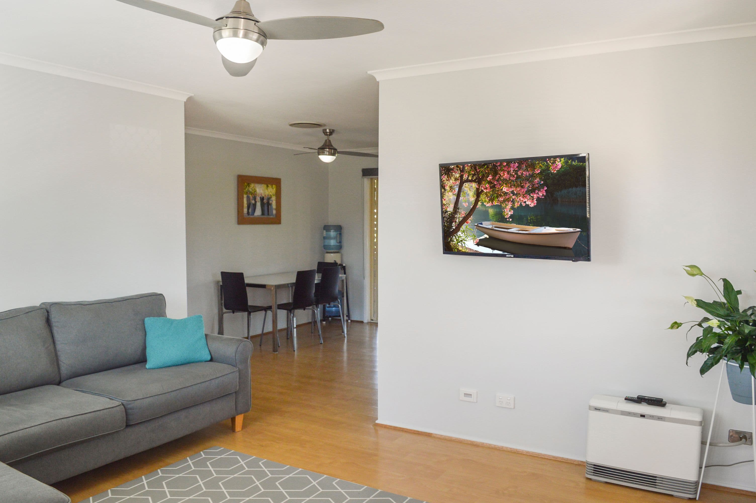 25 Chantilly Crescent, Beerwah QLD 4519, Beerwah - Thumbnail 2