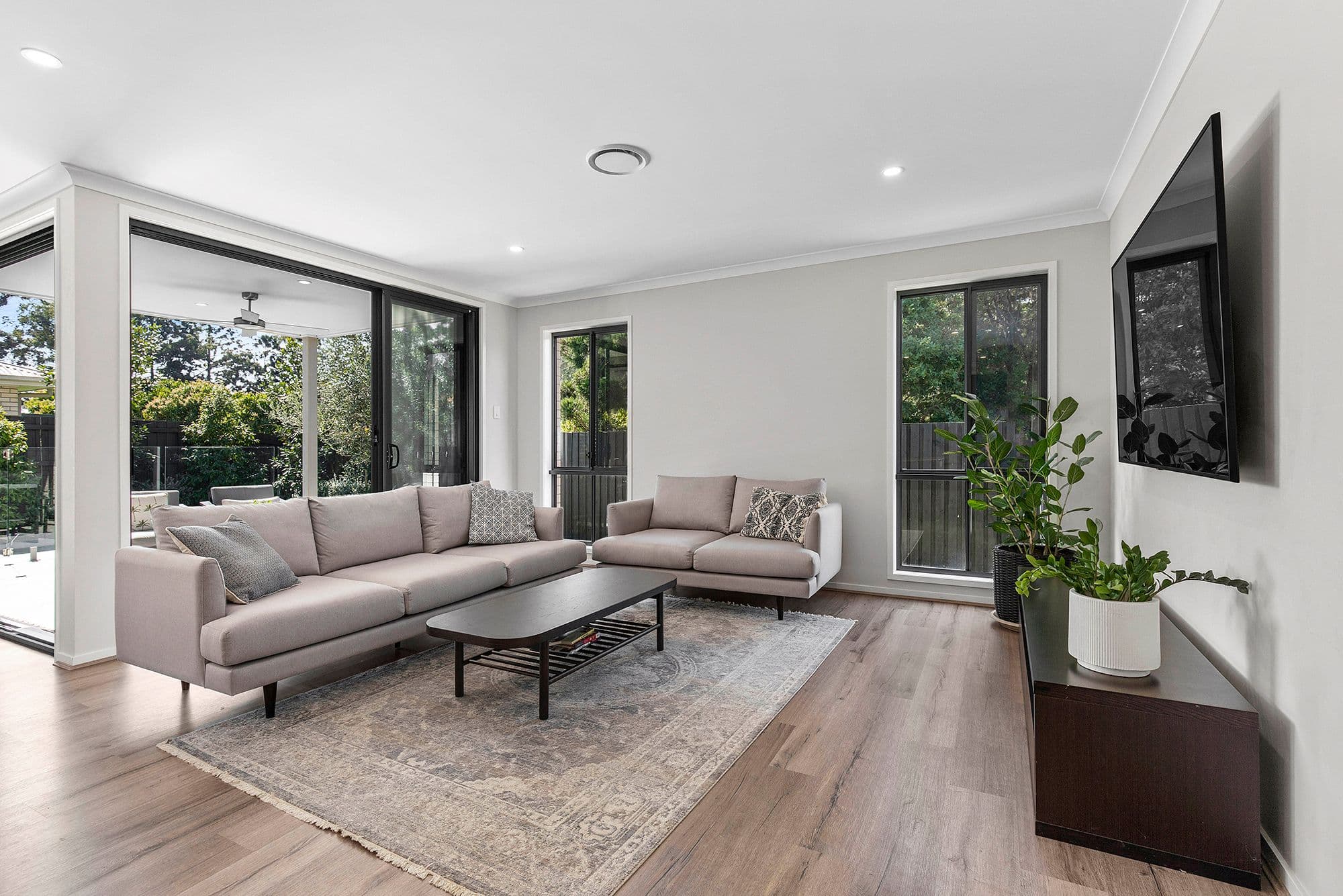 10 Kansas Street, Bridgeman Downs QLD 4035, Bridgeman Downs - Thumbnail 2
