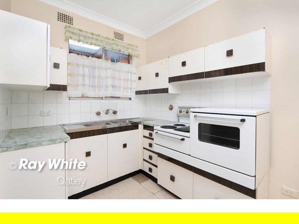 19a Martin Place, Mortdale NSW 2223, Mortdale - Thumbnail 4