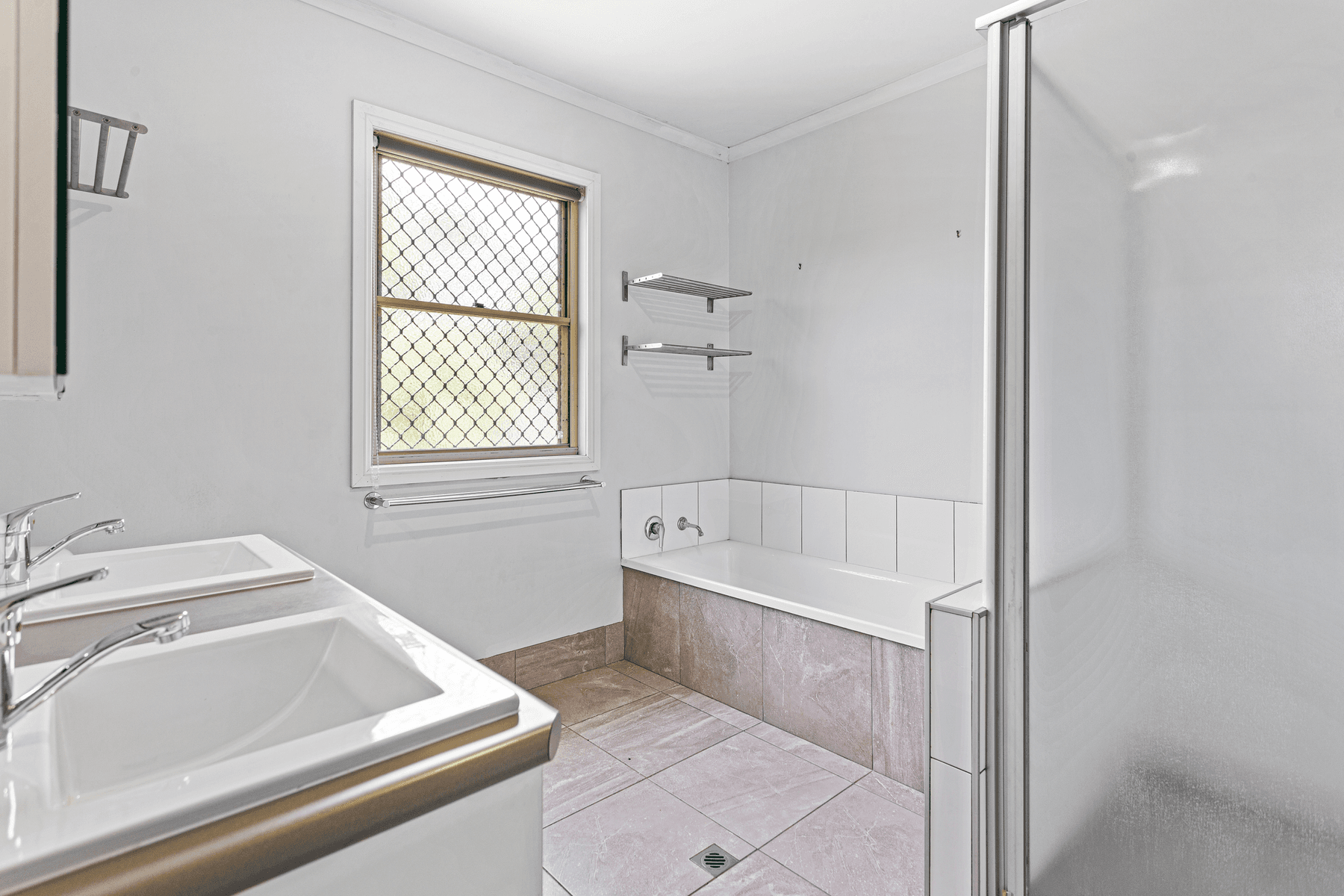 10 Albert Street, Newtown QLD 4350, Newtown - Thumbnail 7