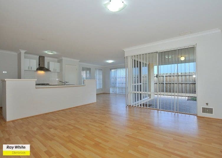 4 Rennex Ramble, Ellenbrook WA 6069, Ellenbrook - Image 1