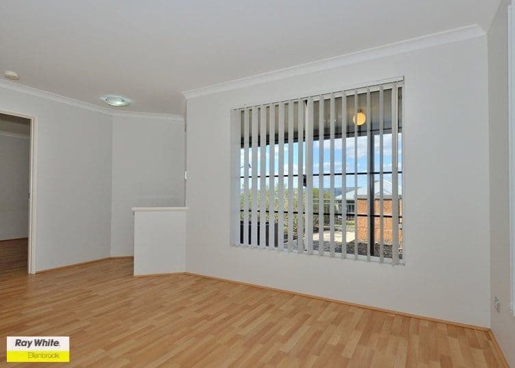 4 Rennex Ramble, Ellenbrook WA 6069, Ellenbrook - Thumbnail 4